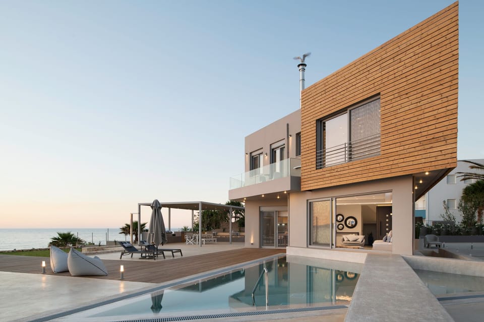 Evening pool mood lighting with breathtaking views.