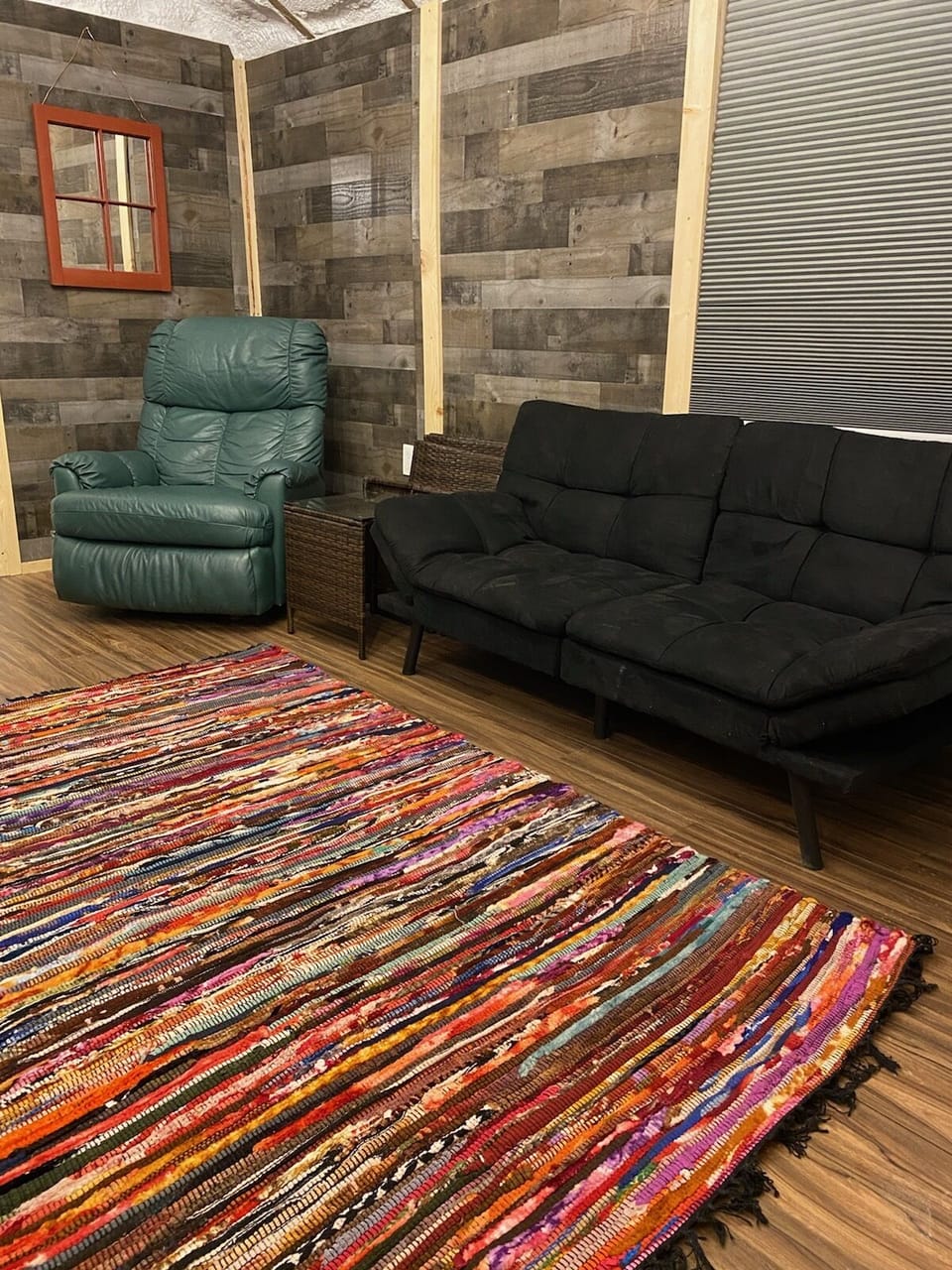 Living area with futon