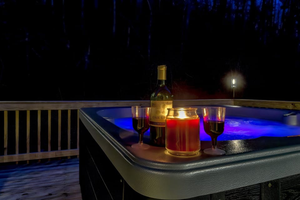 Brook Cabin Hot Tub