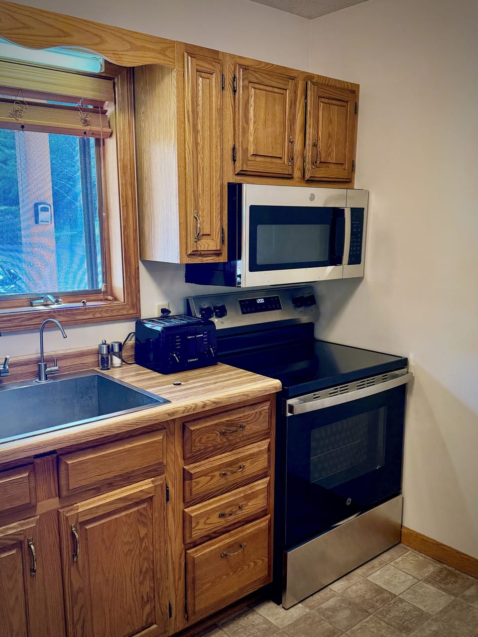 New stove and microwave September 2025!
