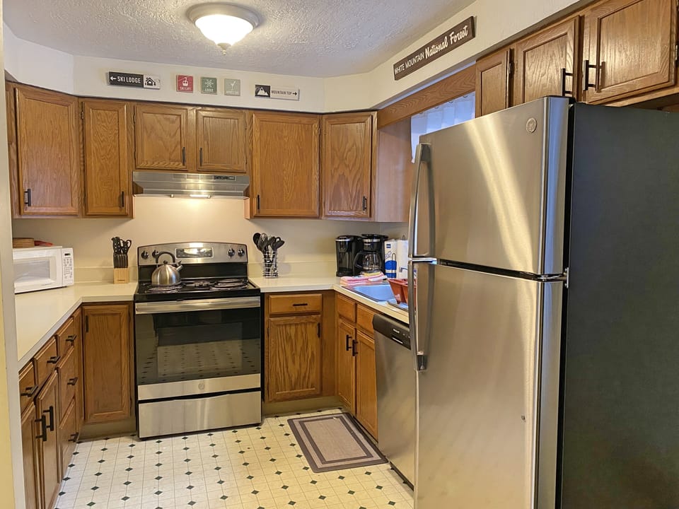 Kitchen from entry