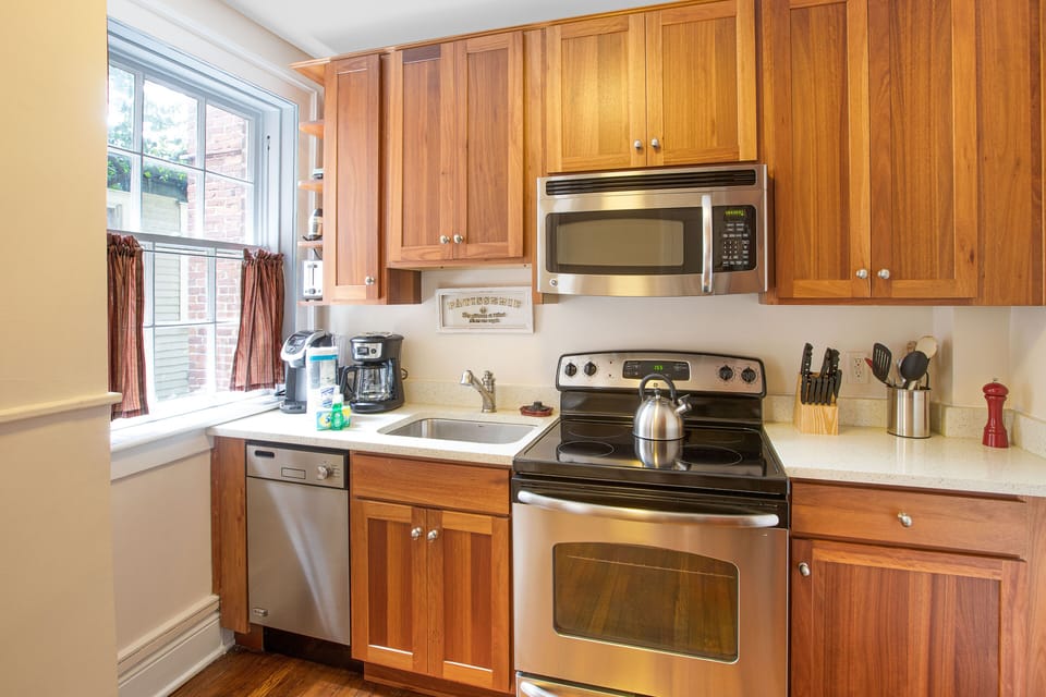 Key amenities feature stainless steel appliances, high-end cabinetry, and much more. You can also take advantage of the Keruig, and Drip coffee maker!