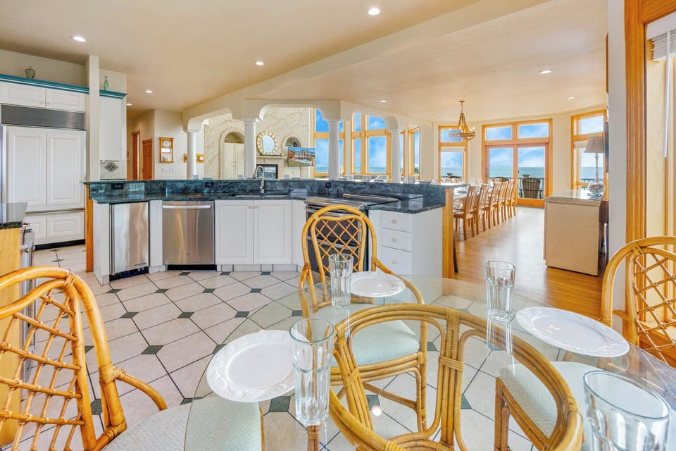 Surf or Sound Realty - 954 - Nautilus - Dining Area -4