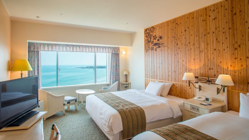 In-room safe, desk, laptop workspace, blackout drapes