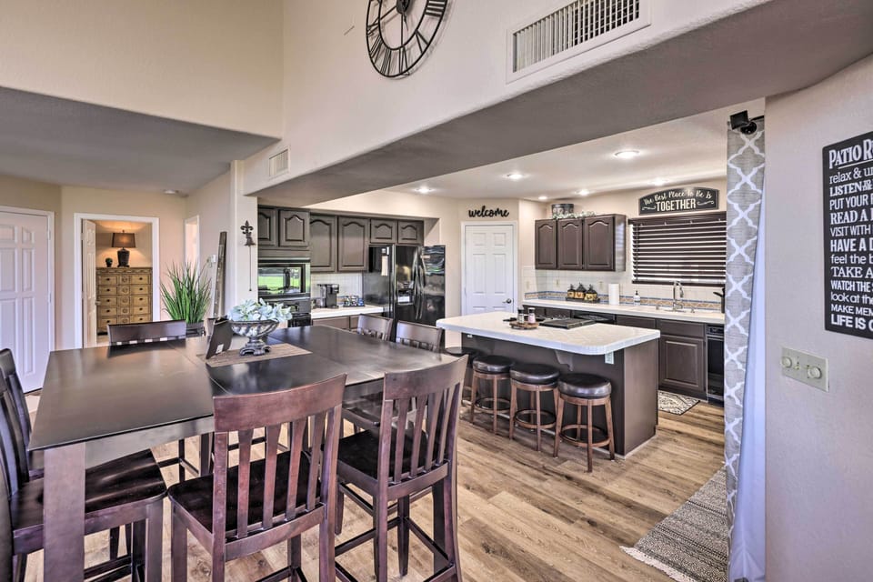 Dining Area | 1st Floor | Dishware/Flatware Provided