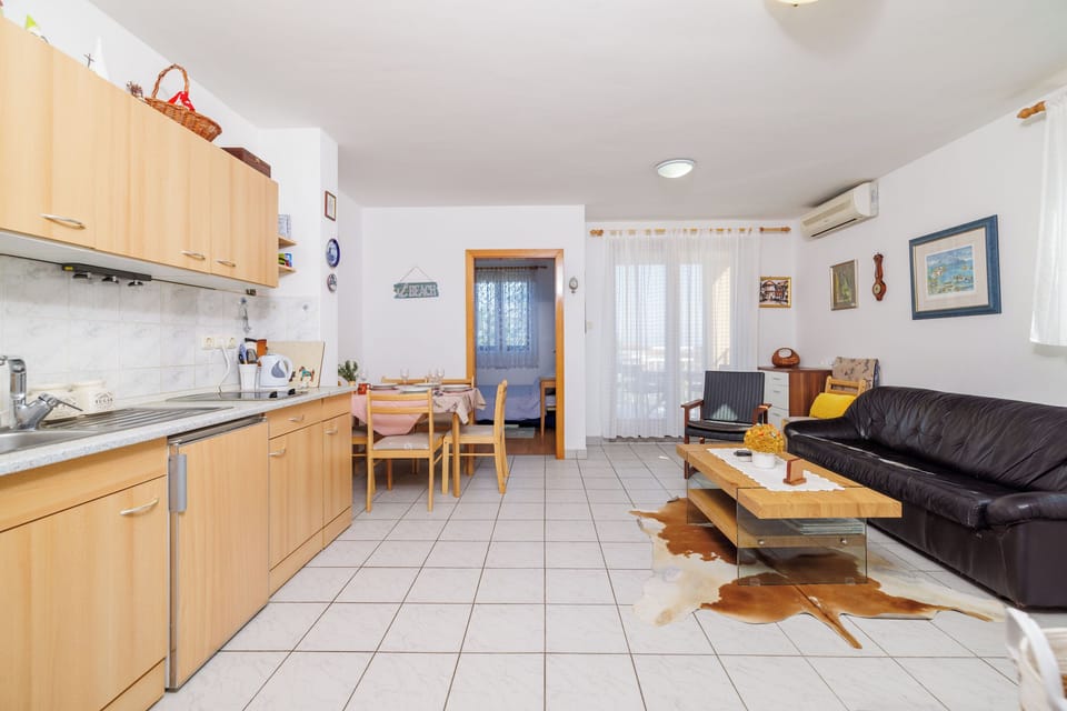 Apartment (A1) | Living room