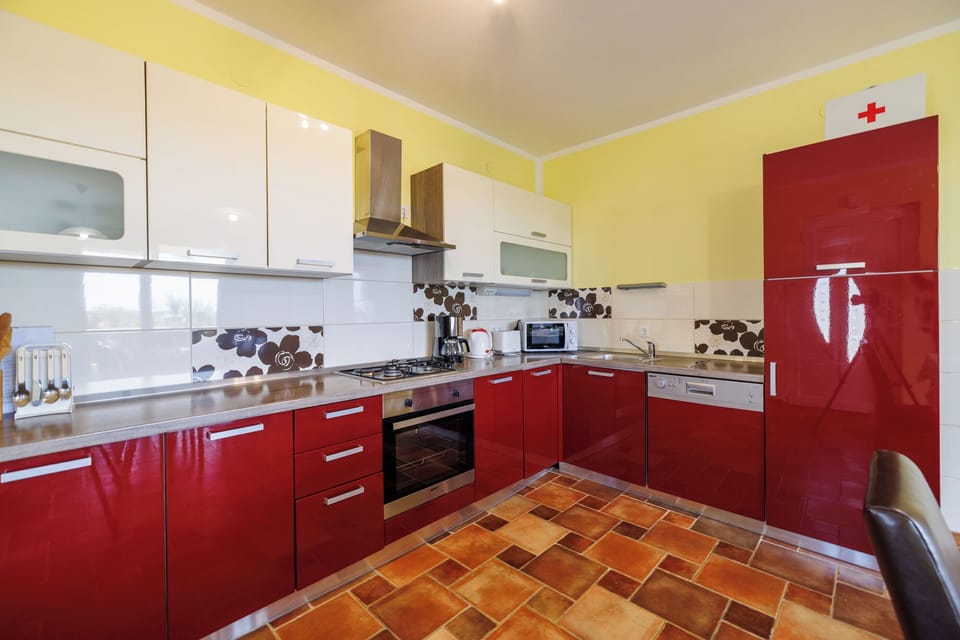 House | Private kitchen | Espresso maker, fridge, microwave, oven