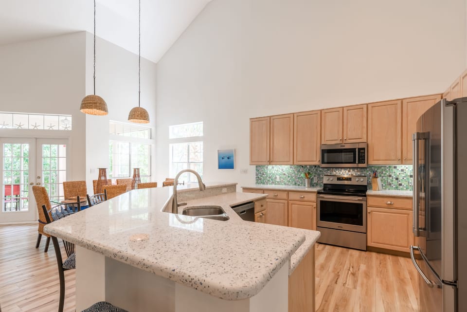 Kitchen Bar Area