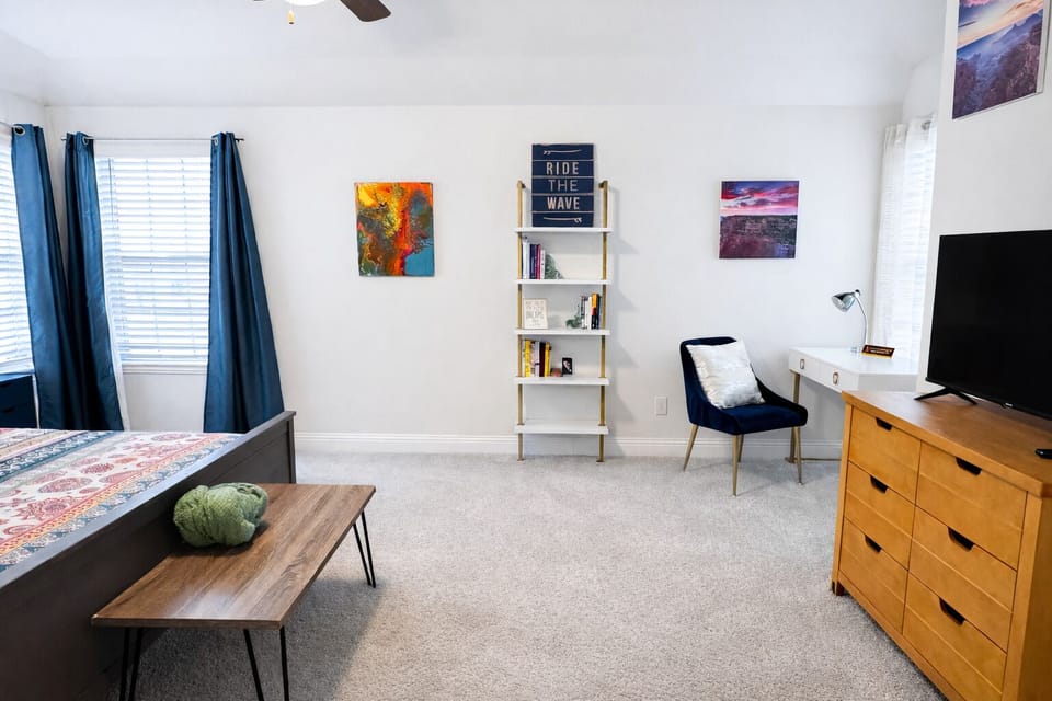 Large master bedroom suite with King size bed, and dedicated full bathroom.  