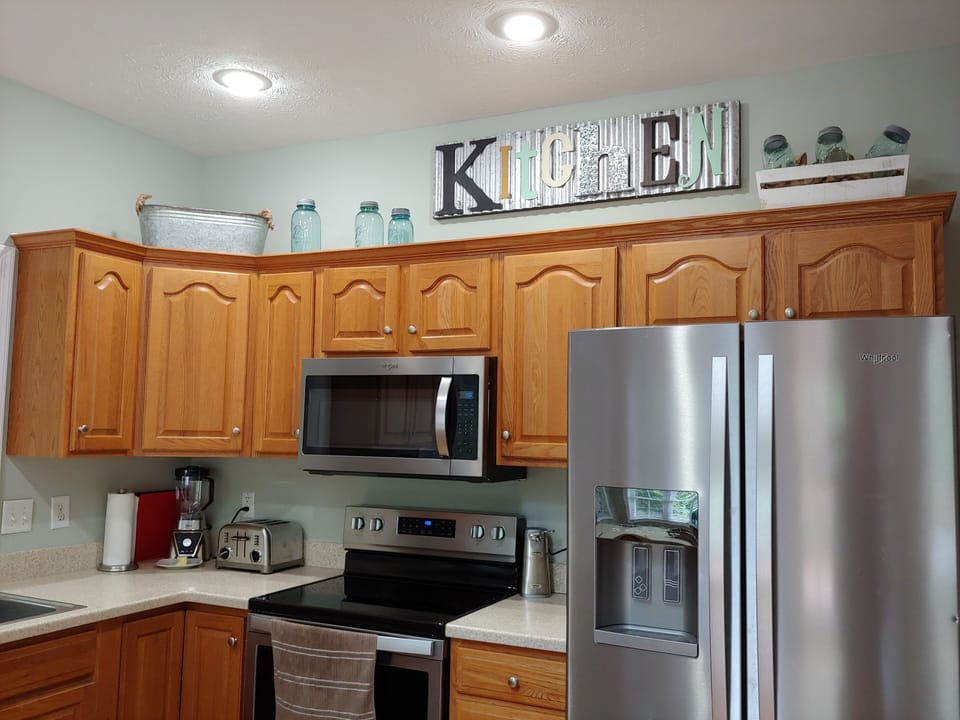 kitchen has everything you need to cook and bake.  