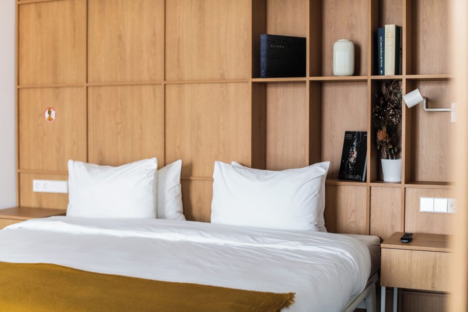 Superior Studio Suite | Premium bedding, minibar, desk, laptop workspace