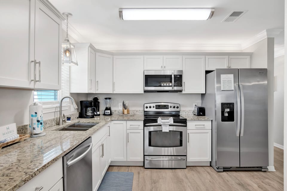 Fully equipped kitchen