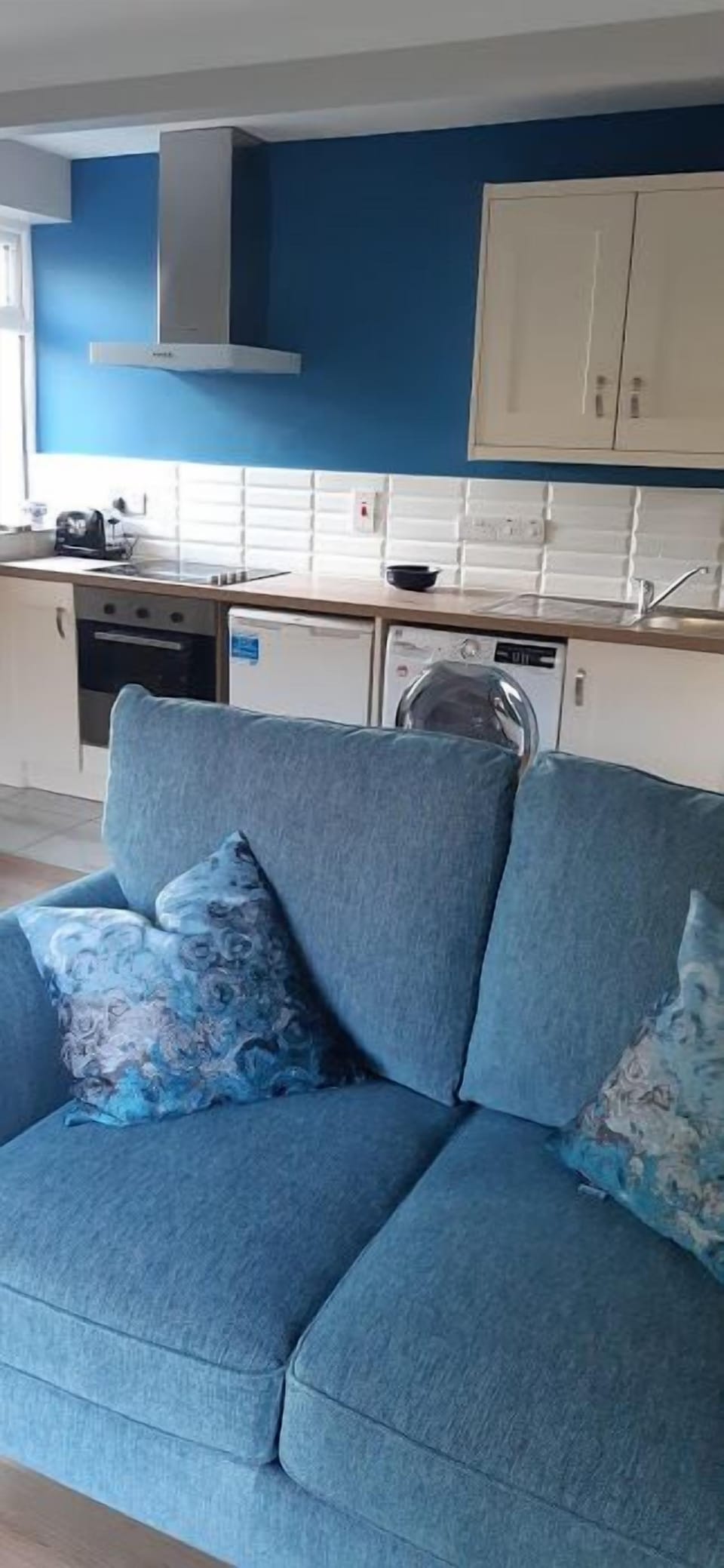 Stovetop, coffee/tea maker, electric kettle, toaster oven