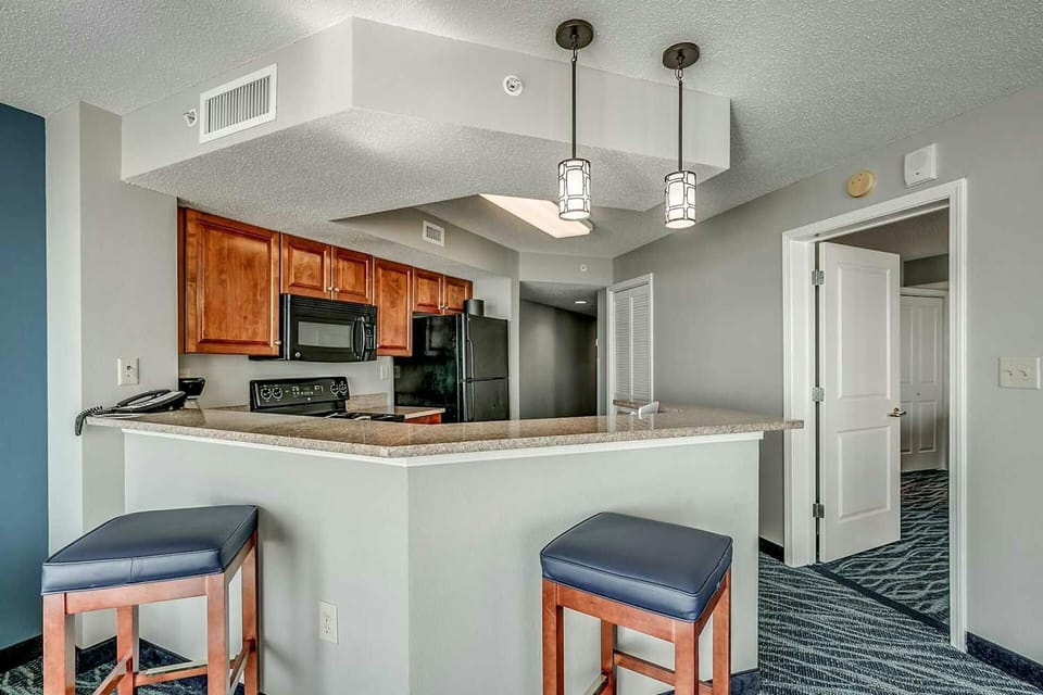 Breakfast bar 