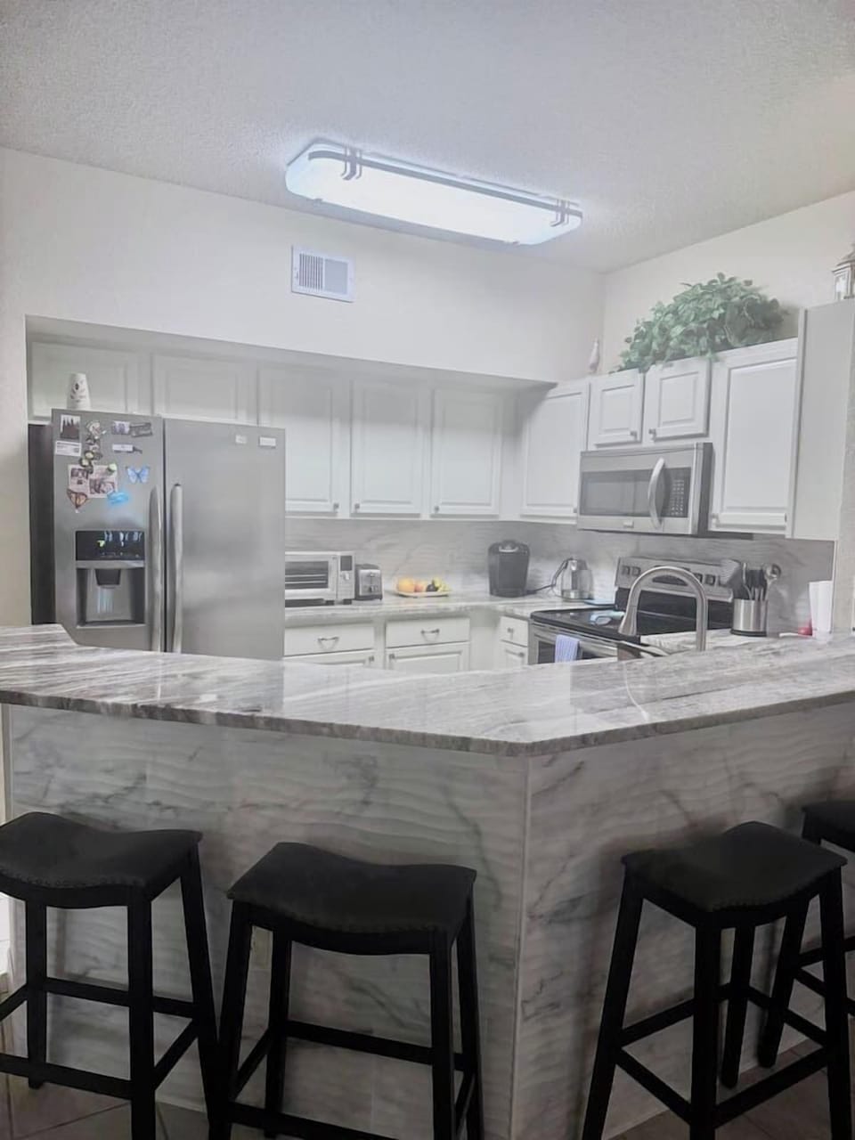 Breakfast bar