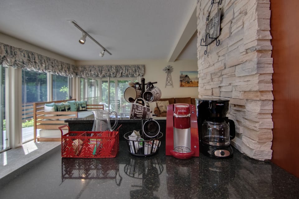 Coffee & tea station