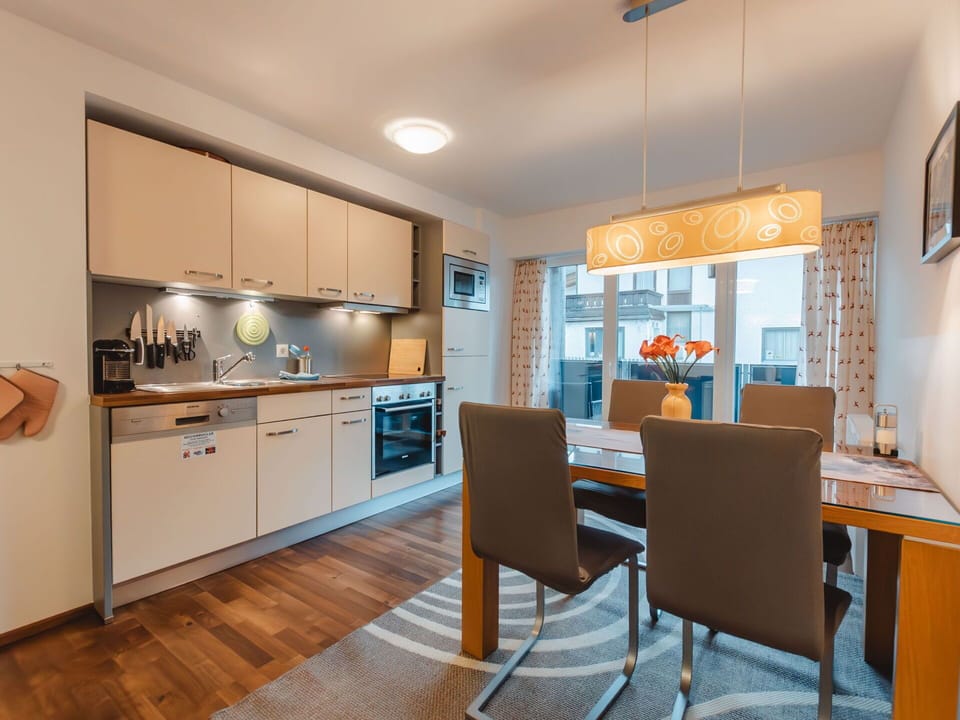 Cabinetry, Furniture, Countertop, Building, Chair, Kitchen, Wood, Kitchen Appliance, Home Appliance, Kitchen Stove