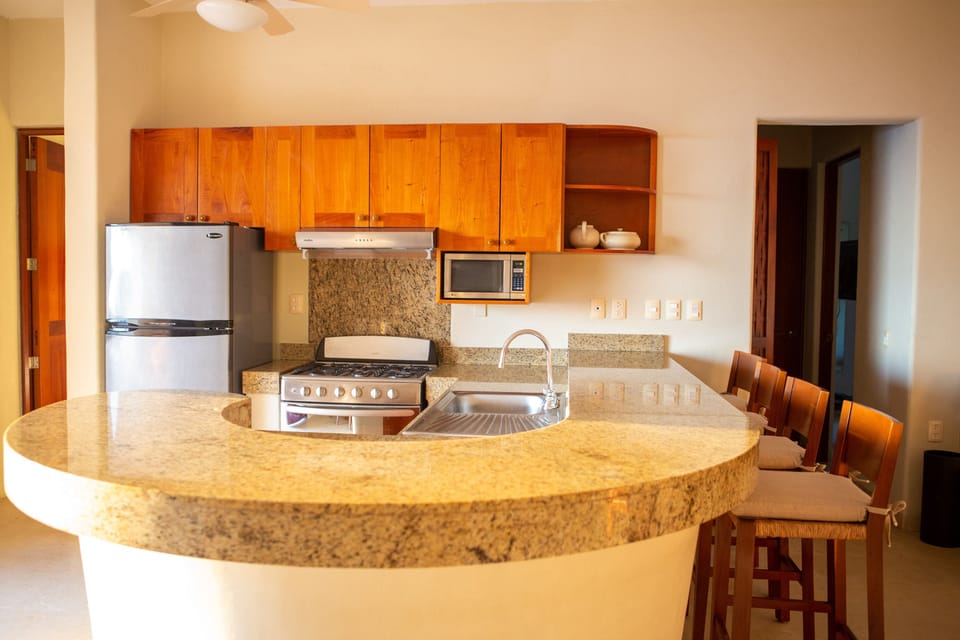 Villa, 2 Bedrooms, Private Pool, Ocean View | Private kitchen | Microwave