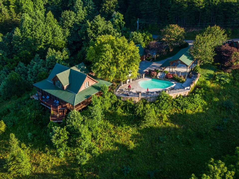 Views for days from The Big Bear Lodge!