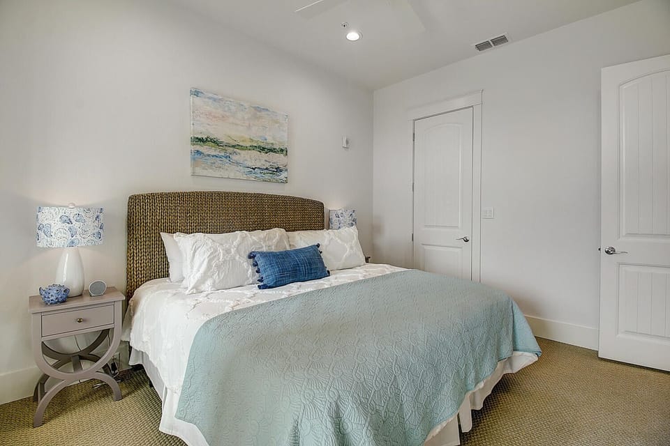 Second King Bedroom, 2nd Floor