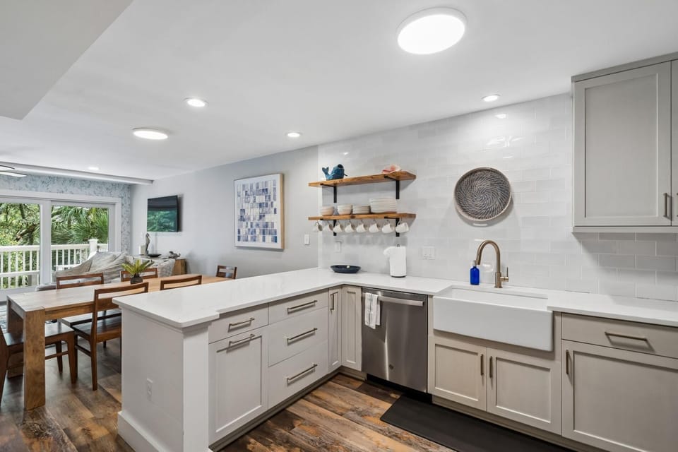 Steps from the Beach - Newly Remodeled - Wild Dunes - 6D Seagrove (3377)