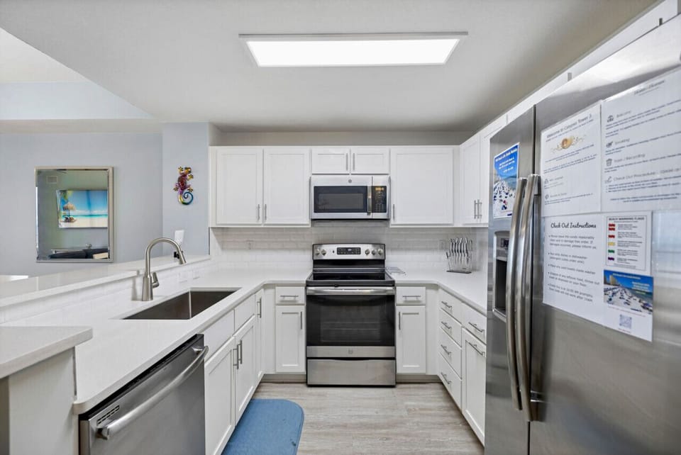 Full Service Kitchen!