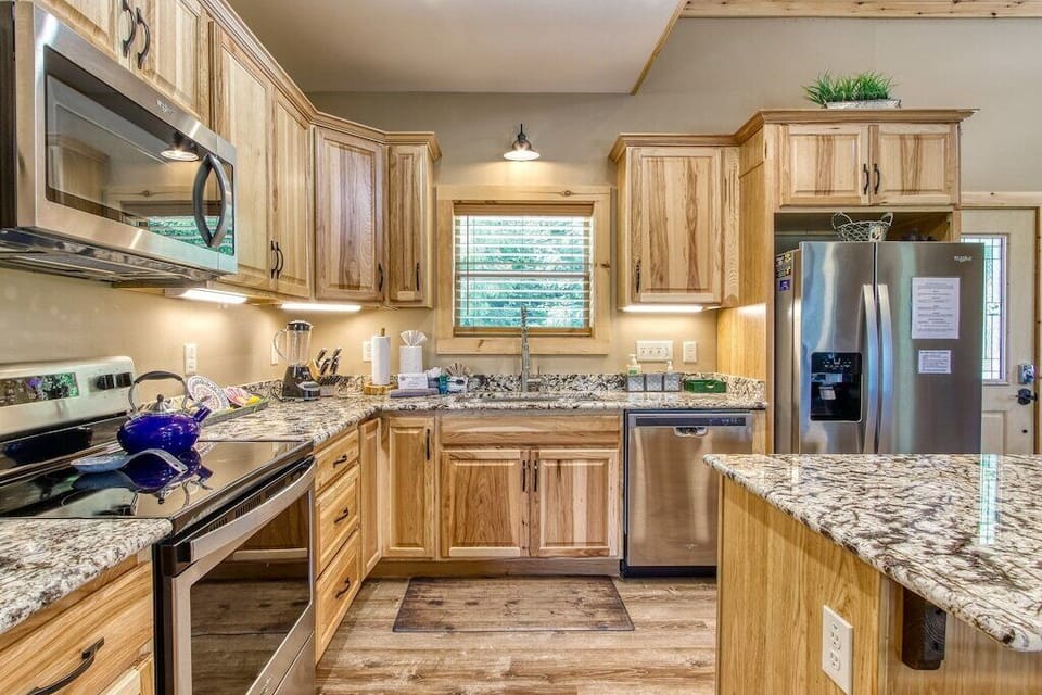 Sunrise Chalet's fully equipped kitchen
