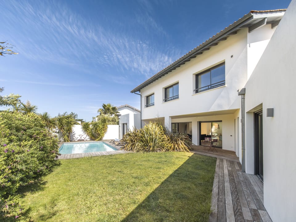 Homies Holidays-Biarritz-luxe-appartement-villa-conciergerie-pays basque