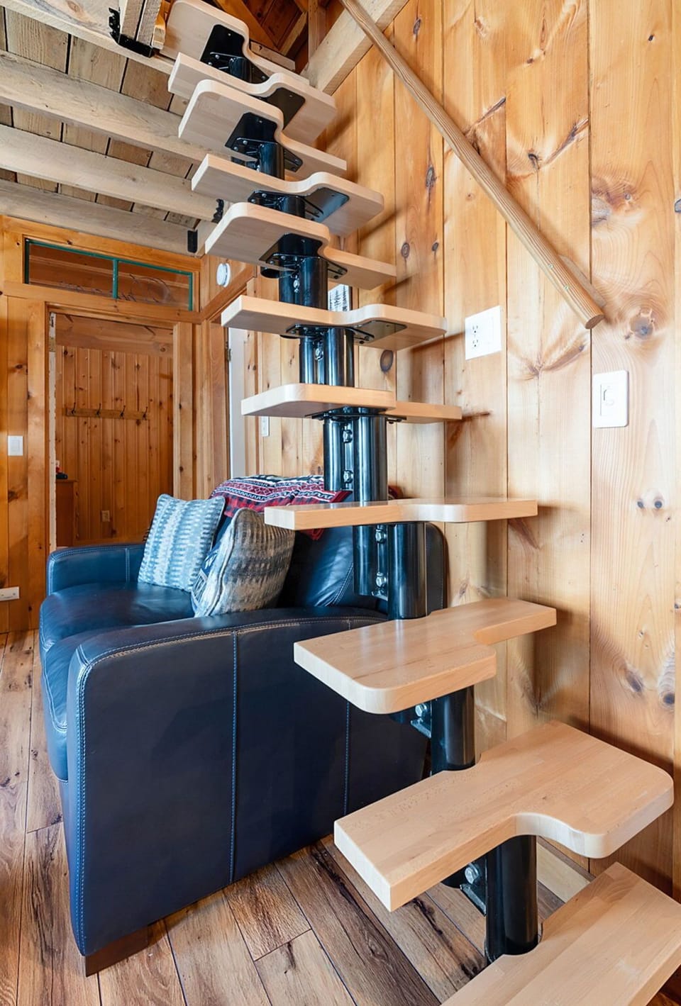 Steps to the loft.