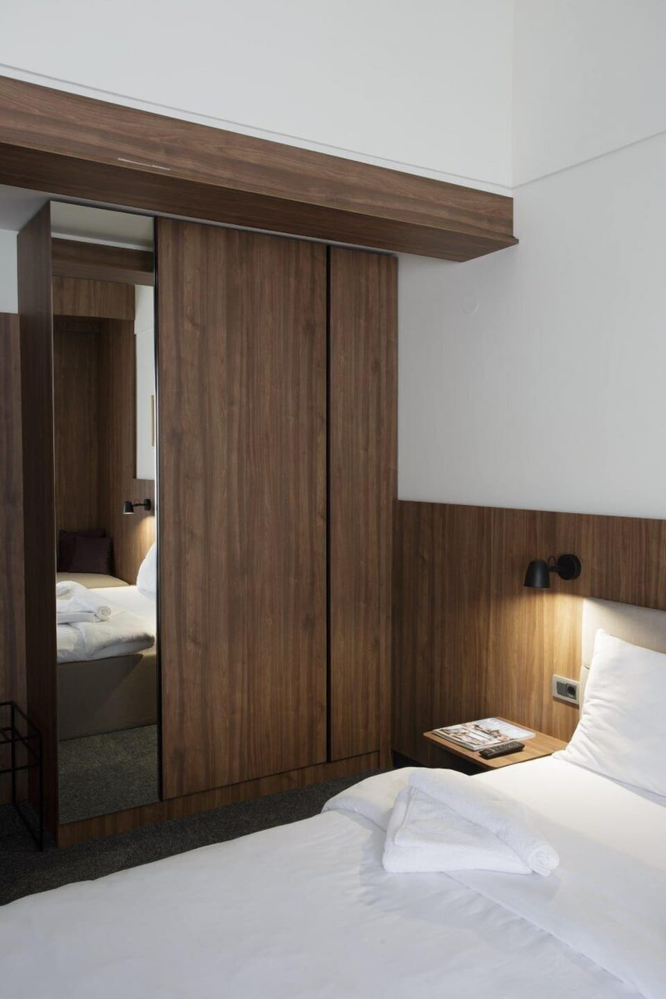 Egyptian cotton sheets, premium bedding, minibar, in-room safe