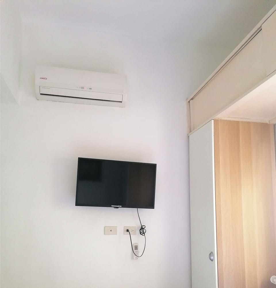 Room, 1 Bedroom, Smoking, Patio | Room amenity