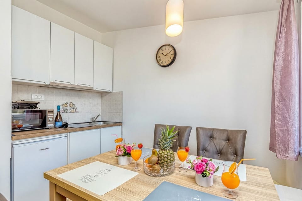 Kitchen and dining area