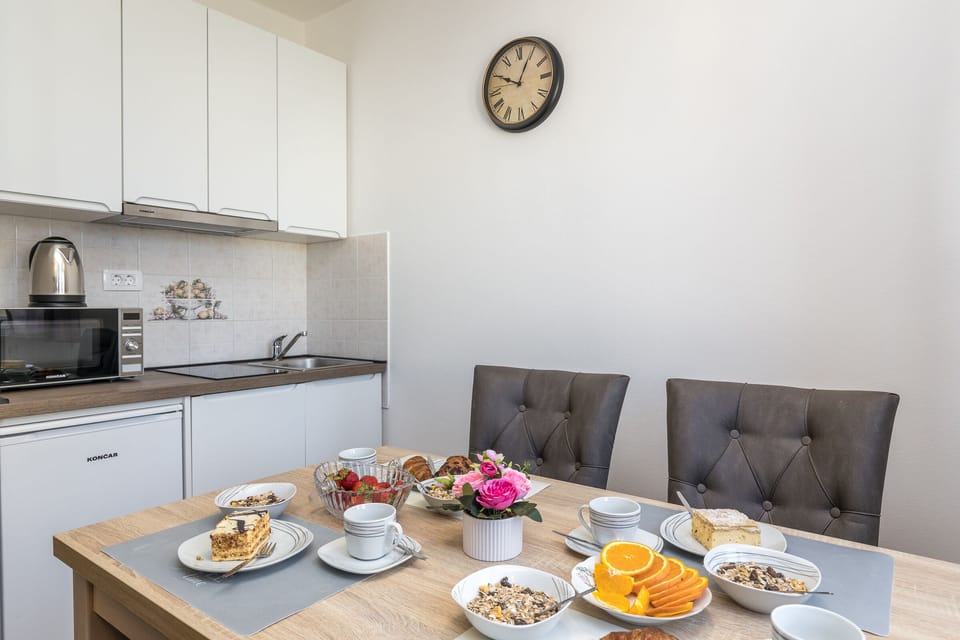 Kitchen and dining area
