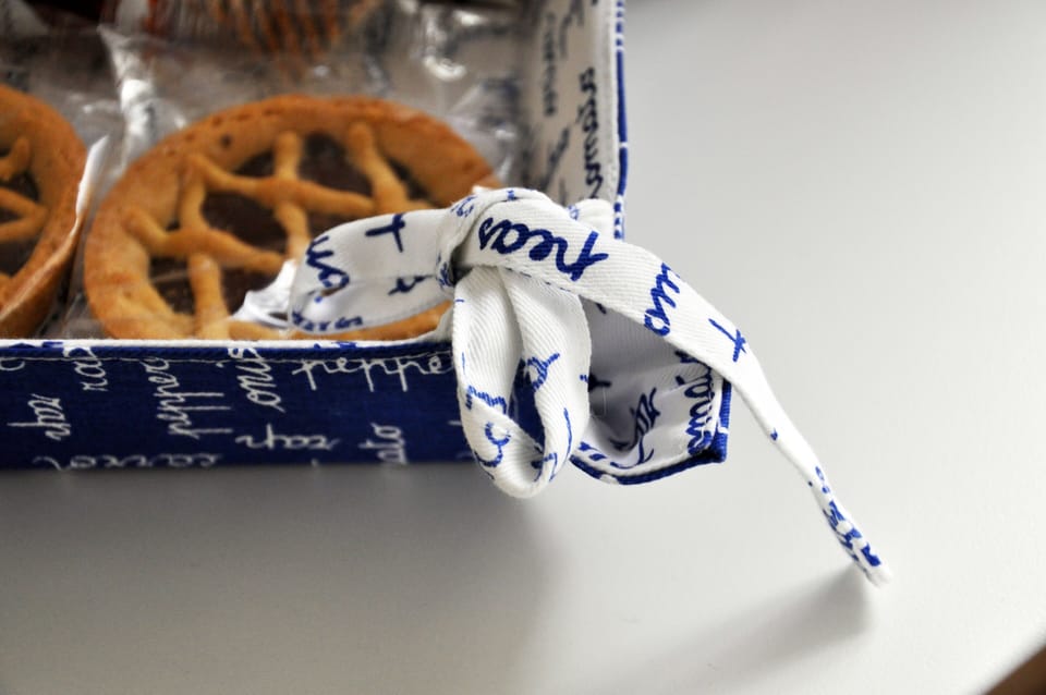 Free daily self-serve breakfast