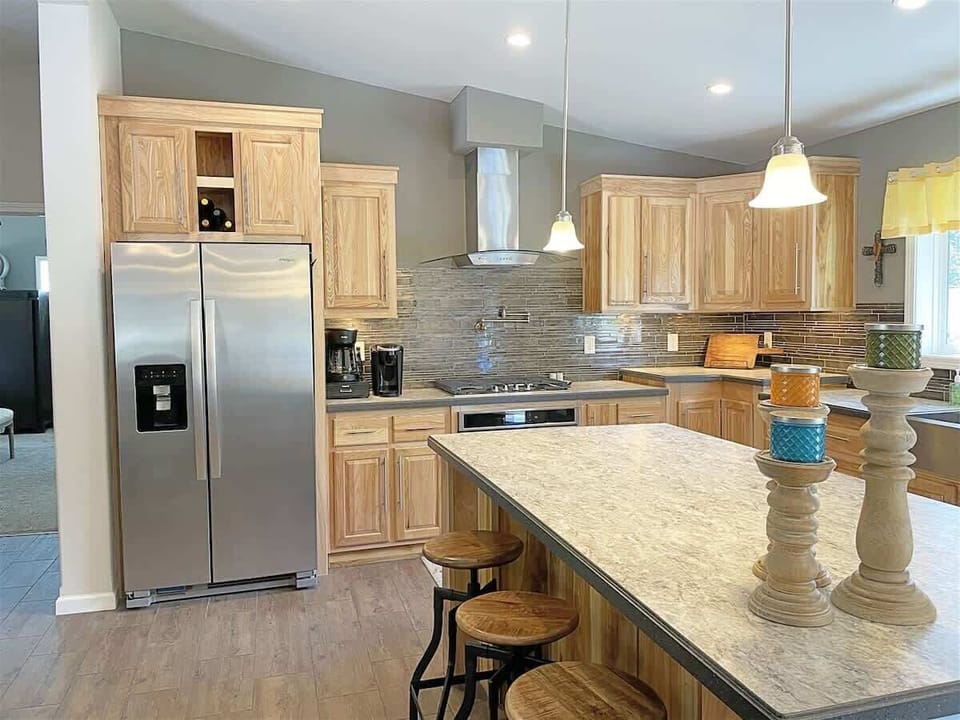 Gourmet kitchen 