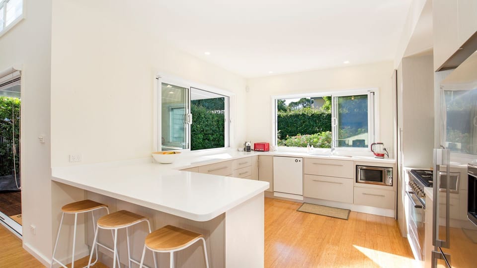 Fantastic chef's kitchen for preparing gourmet meals