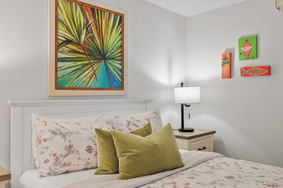 You will love the decor and this comfy bed in Gladiolus Getaway
