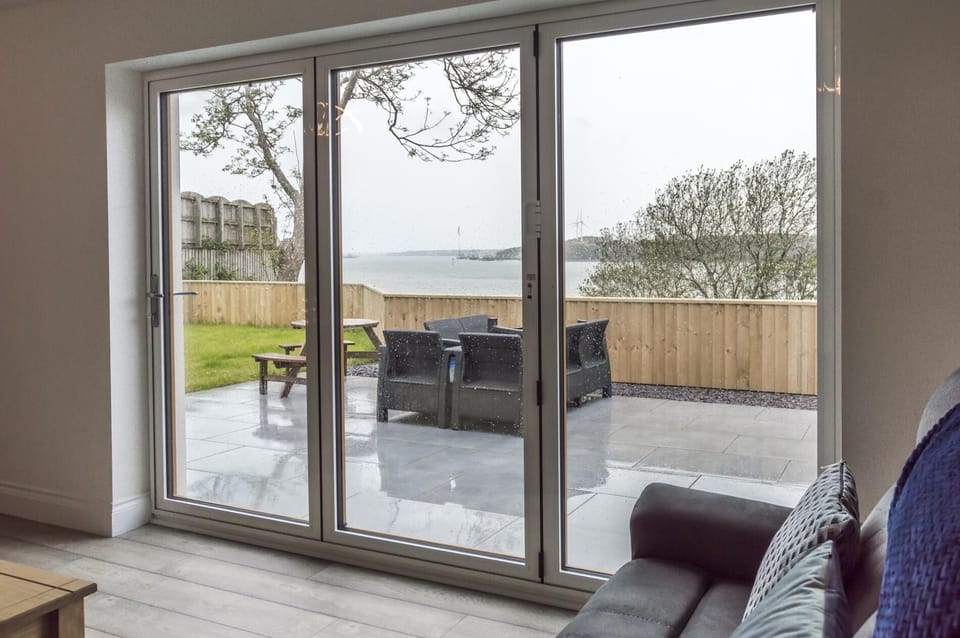 Martello View - 3 Bedroom Holiday Home - Llanreath (3931)