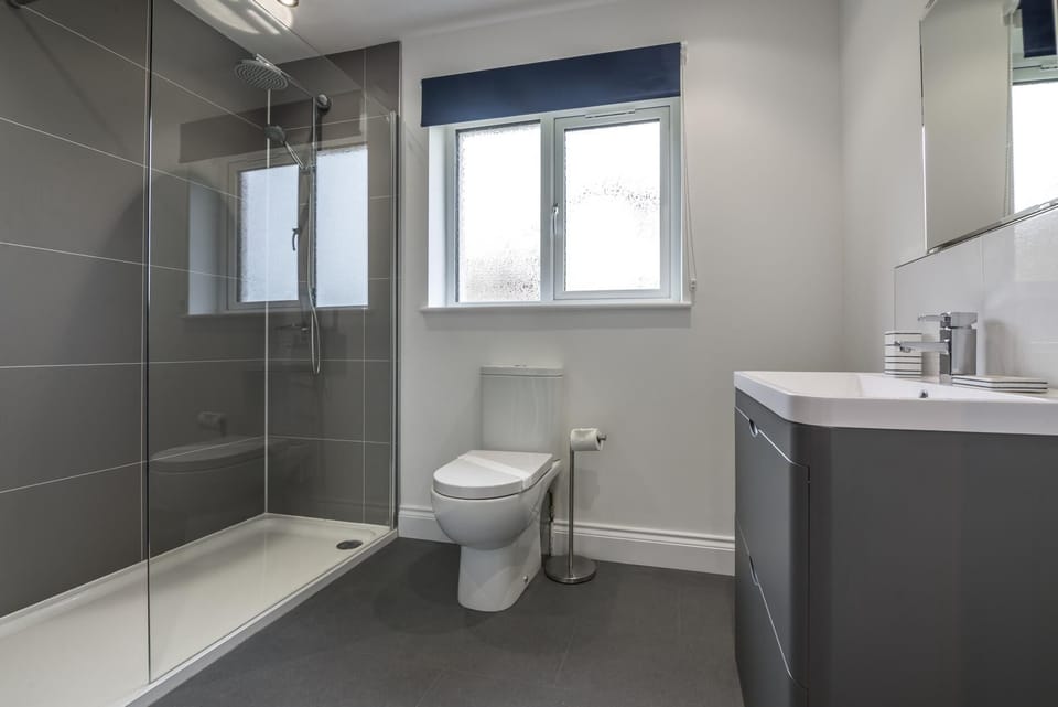 Martello View - 3 Bedroom Holiday Home - Llanreath (3946)