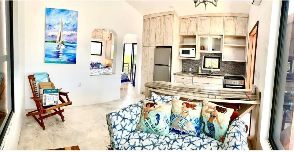 2nd Floor Master Suite