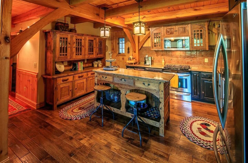 Gourmet kitchen...