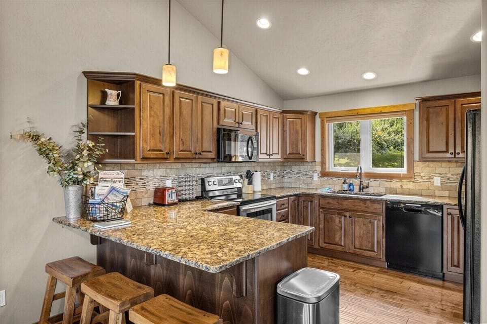 Kitchen with bar seating
