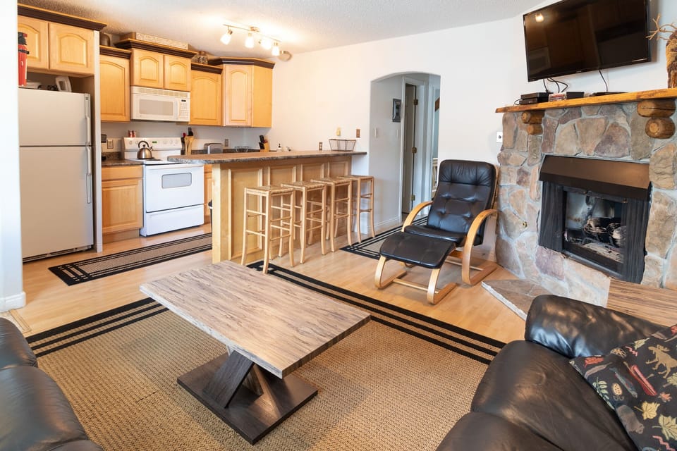 Living Room And Kitchen