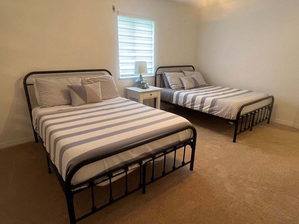 Third Bedroom with Full beds