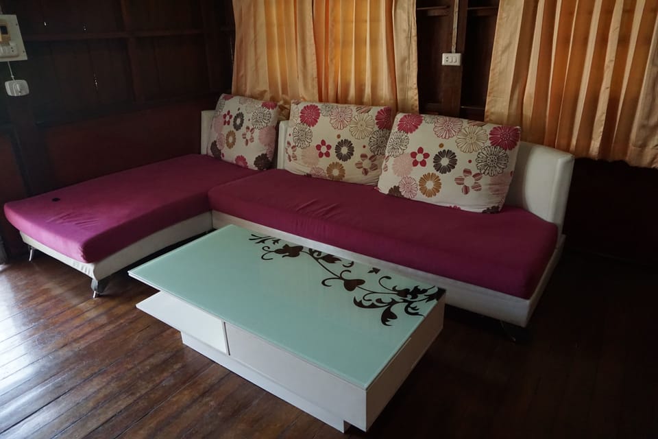 Family Bungalow | Minibar, desk, rollaway beds (surcharge), WiFi (free)