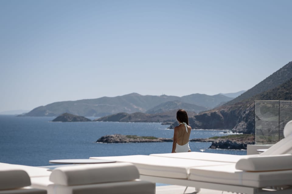 Stimulating exteriors with breathtaking views. 