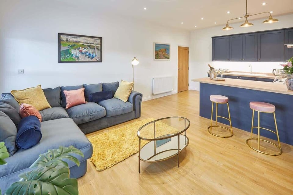 Licence to Chill, Saltburn-by-the-sea - Stay North Yorkshire
