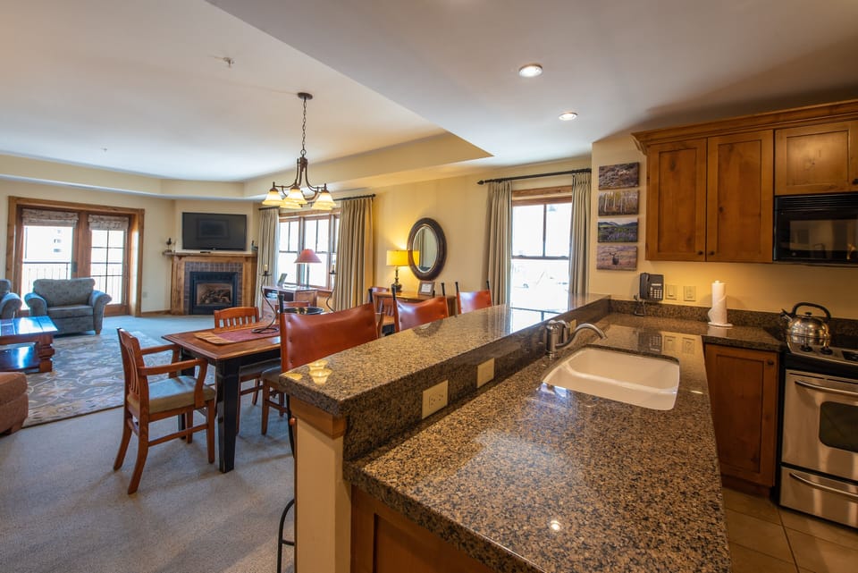 Condo, 2 Bedrooms | Private kitchen | Coffee/tea maker, fridge, oven, toaster