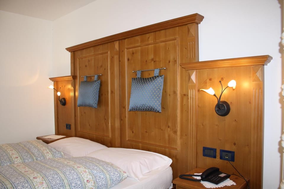 Down comforters, in-room safe, desk, laptop workspace