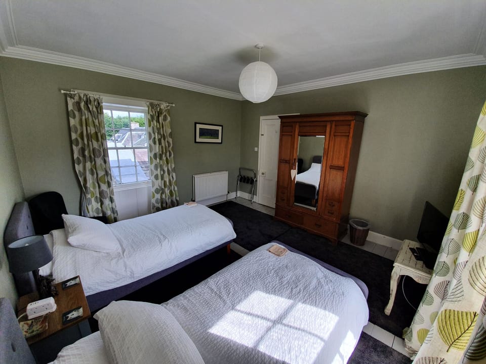 Suite, Ensuite (Harris, 1st Floor)